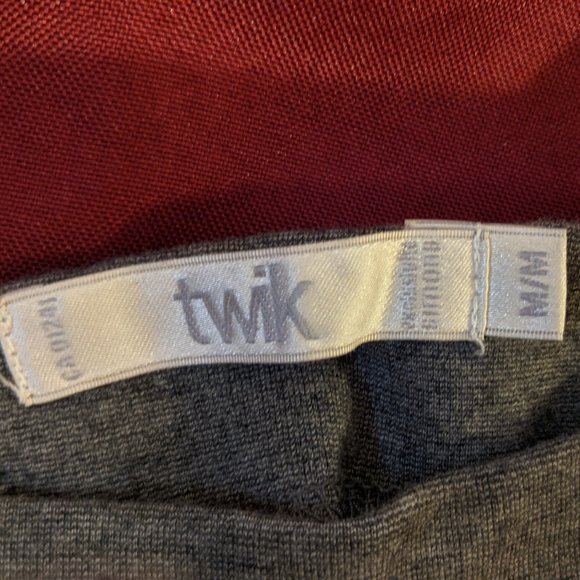 Twik Grey Mini Skirt from Simons - Picture 2 of 9